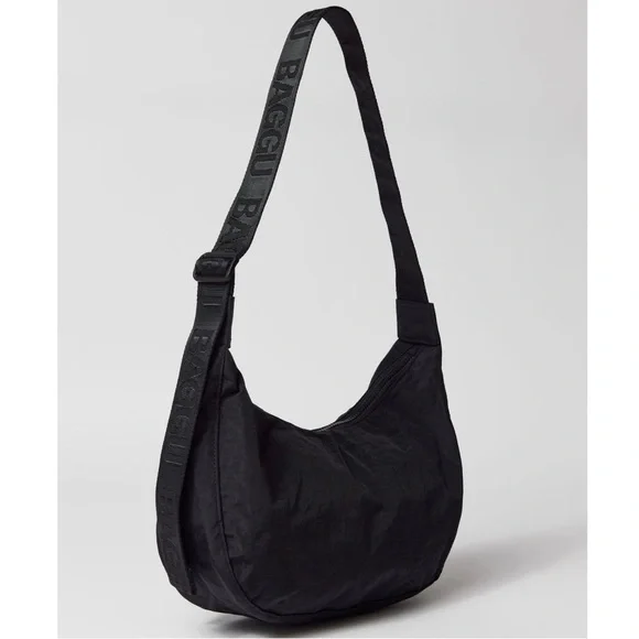 BAGGU Medium Nylon Crescent Bag - Picture 4 of 10